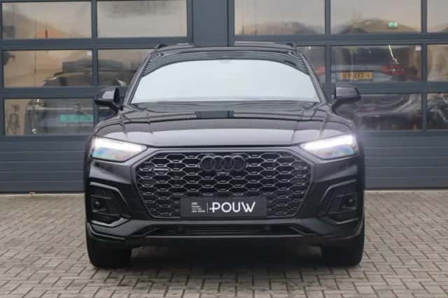 Audi Q5 (2022) thumbnail 8