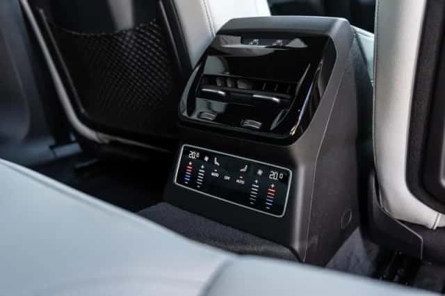 Audi A6 (2025) thumbnail 29