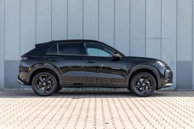 Volkswagen T-Roc (2026) thumbnail 3