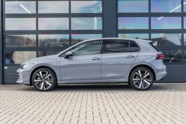 Volkswagen Golf (2026) thumbnail 12