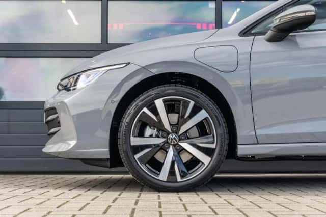 Volkswagen Golf (2026) thumbnail 13