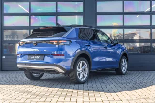 Volkswagen T-Roc (2026) thumbnail 2