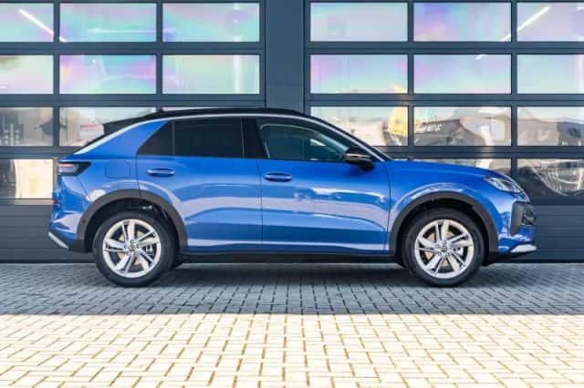 Volkswagen T-Roc (2026) thumbnail 3