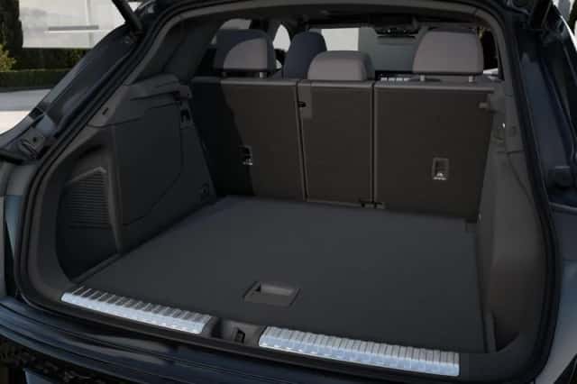 Audi Q3 (2026) thumbnail 11
