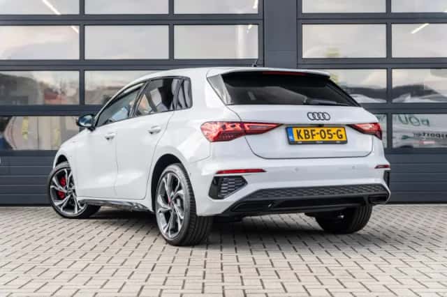 Audi A3 (2022) thumbnail 12