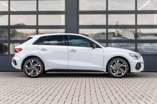 Audi A3 (2022) thumbnail 3