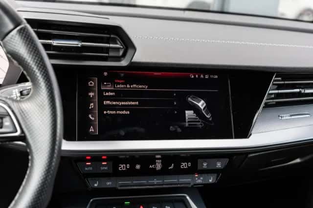 Audi A3 (2022) thumbnail 43