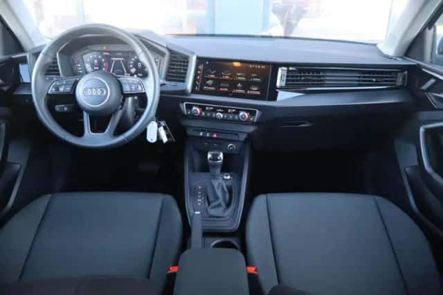 Audi A1 (2025) thumbnail 6