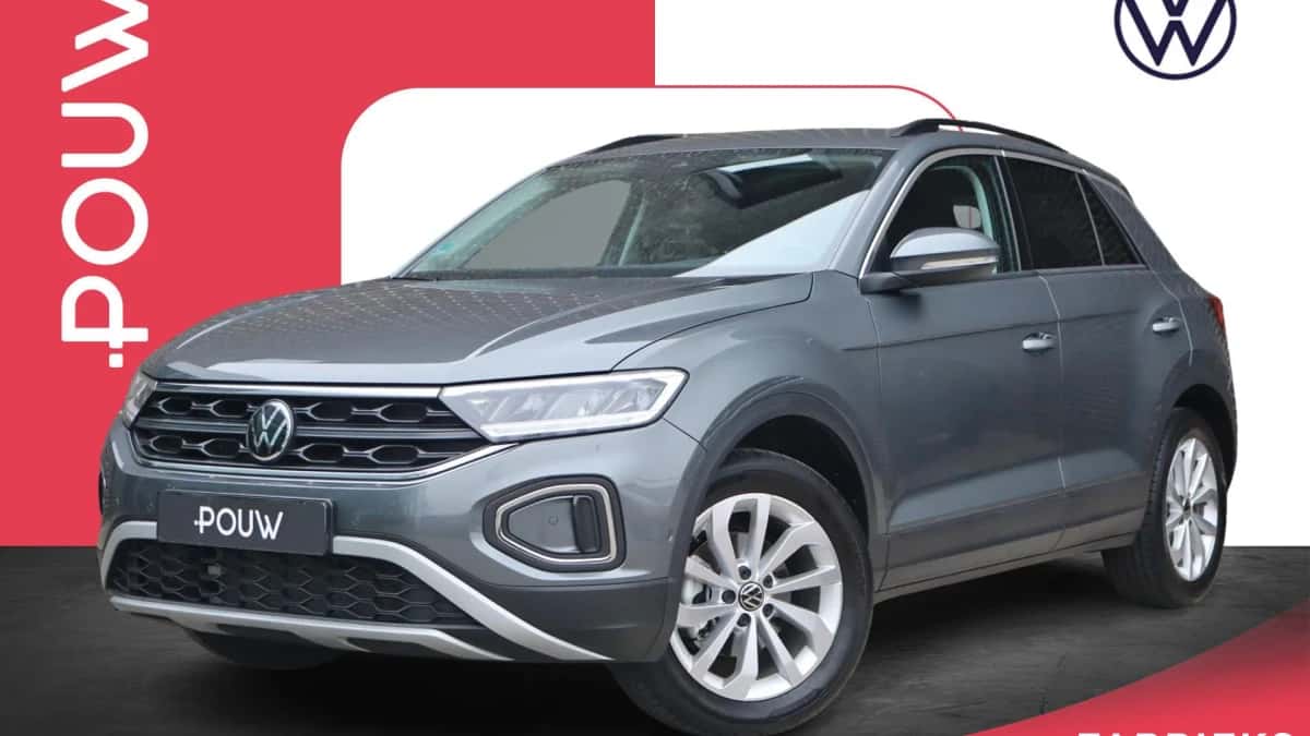 Volkswagen T-Roc (2024) — foto 1