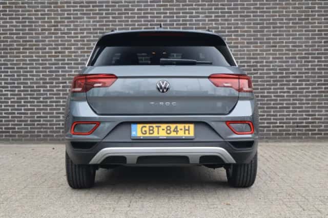 Volkswagen T-Roc (2024) thumbnail 11