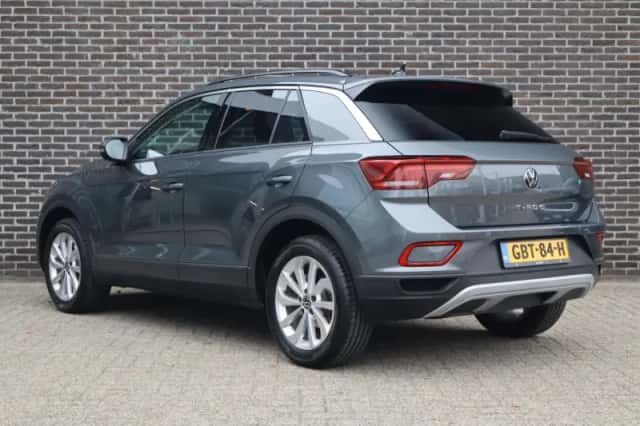 Volkswagen T-Roc (2024) thumbnail 12