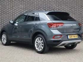 Volkswagen T-Roc (2024) thumbnail 12