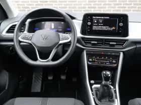 Volkswagen T-Roc (2024) thumbnail 20
