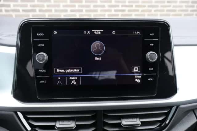 Volkswagen T-Roc (2024) thumbnail 39
