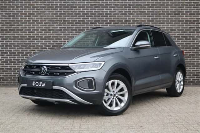 Volkswagen T-Roc (2024) thumbnail 41