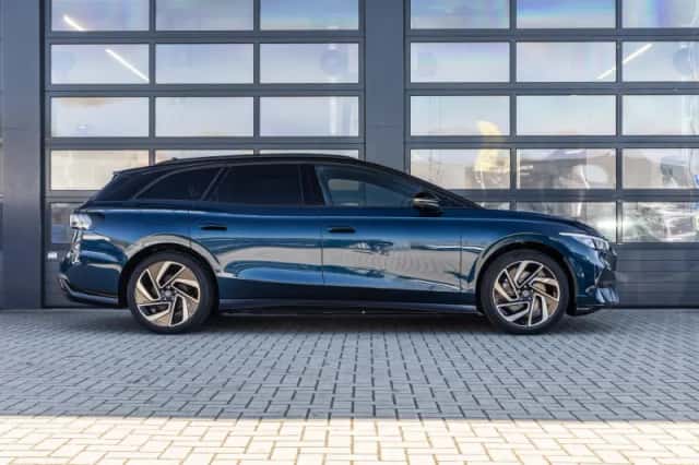 Volkswagen ID.7 (2026) thumbnail 3