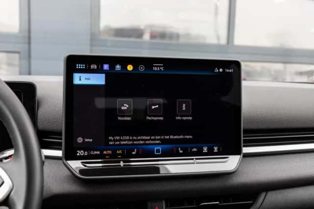 Volkswagen T-Roc (2025) thumbnail 37