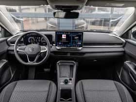 Volkswagen T-Roc (2025) thumbnail 5