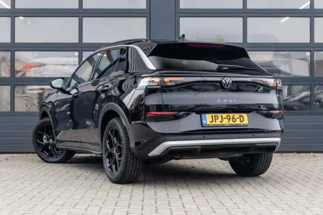 Volkswagen T-Roc (2025) thumbnail 10