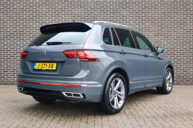 Volkswagen Tiguan (2020) thumbnail 2