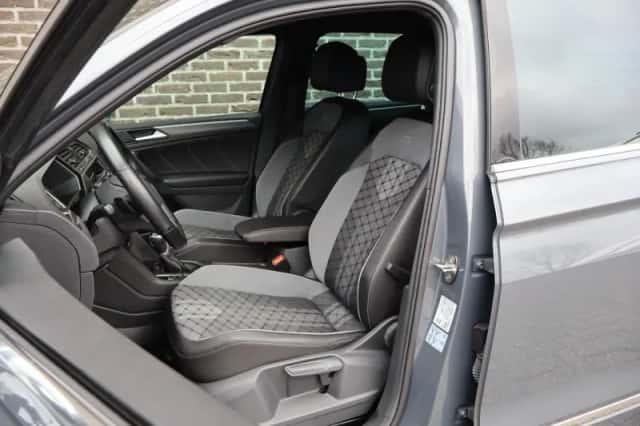 Volkswagen Tiguan (2020) thumbnail 4