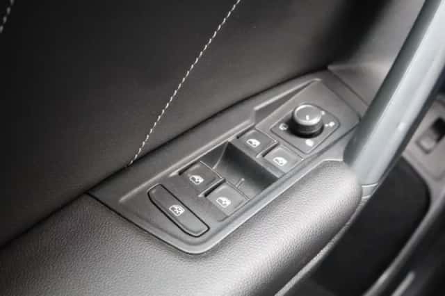 Volkswagen Tiguan (2020) thumbnail 37