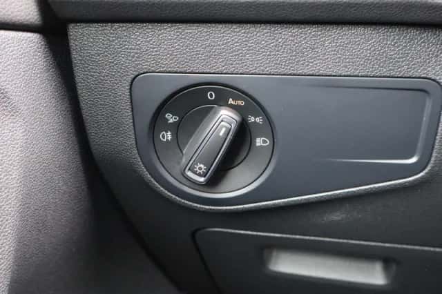 Volkswagen Tiguan (2020) thumbnail 38