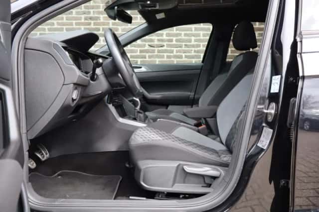 Volkswagen Polo (2022) thumbnail 22