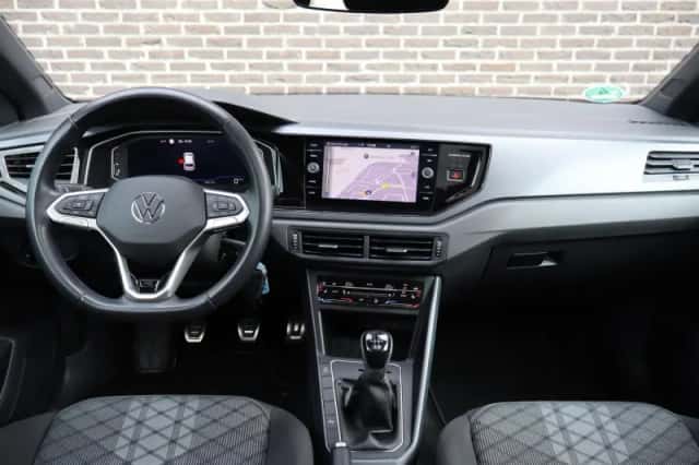Volkswagen Polo (2022) thumbnail 5