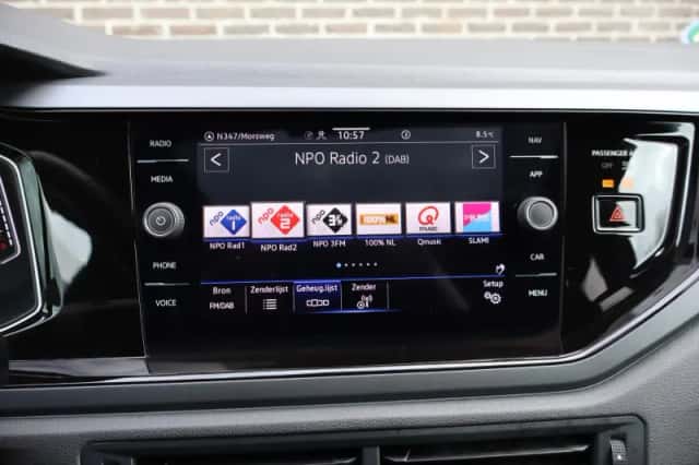 Volkswagen Polo (2022) thumbnail 41