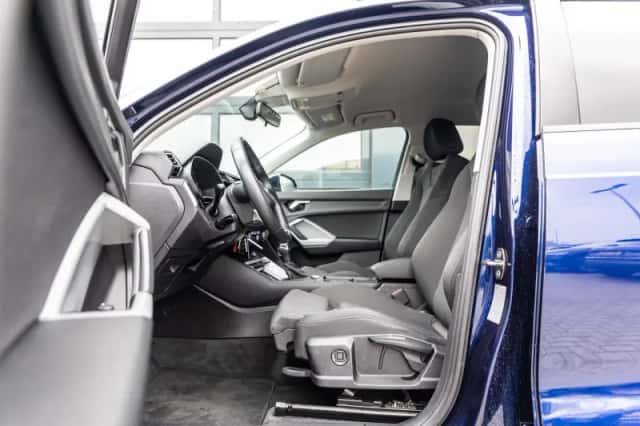 Audi Q3 (2022) thumbnail 23