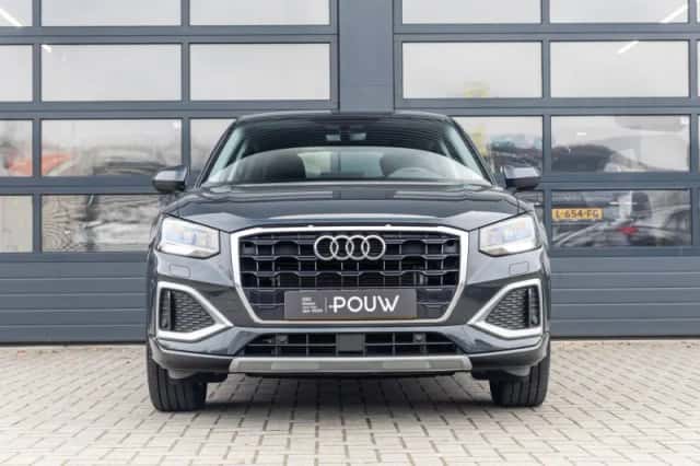 Audi Q2 (2022) thumbnail 8