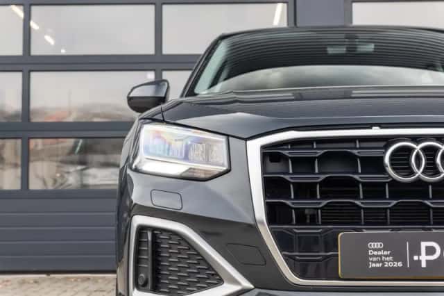 Audi Q2 (2022) thumbnail 9