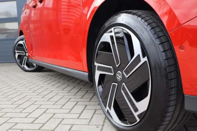 Volkswagen ID. Buzz (2026) thumbnail 15