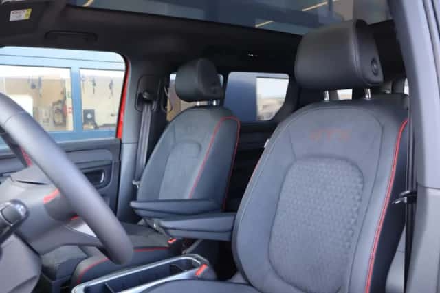 Volkswagen ID. Buzz (2026) thumbnail 4