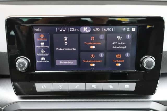 SEAT Leon Sportstourer (2022) thumbnail 41