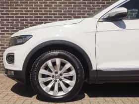 Volkswagen T-Roc (2019) thumbnail 14