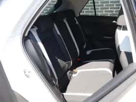 Volkswagen T-Roc (2019) thumbnail 17