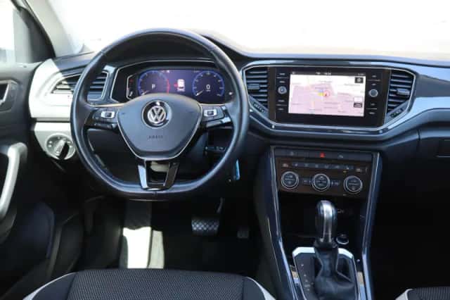 Volkswagen T-Roc (2019) thumbnail 21