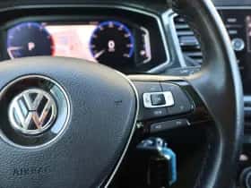 Volkswagen T-Roc (2019) thumbnail 24