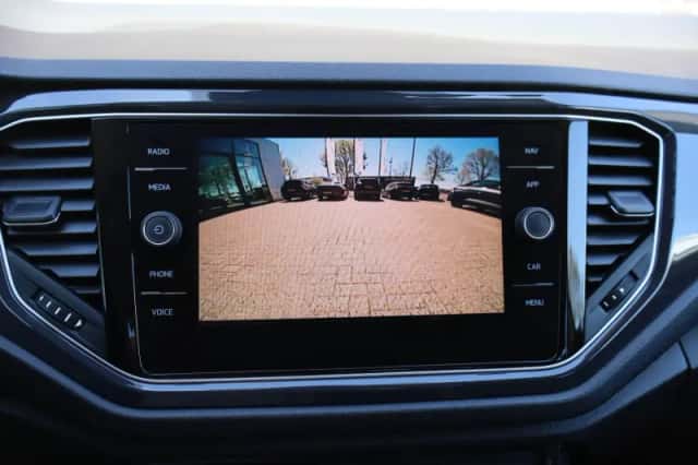 Volkswagen T-Roc (2019) thumbnail 26