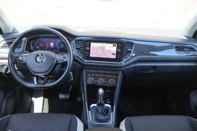 Volkswagen T-Roc (2019) thumbnail 5