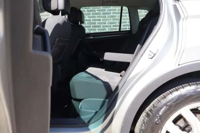 Volkswagen Tiguan (2018) thumbnail 23
