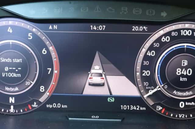 Volkswagen Tiguan (2018) thumbnail 27