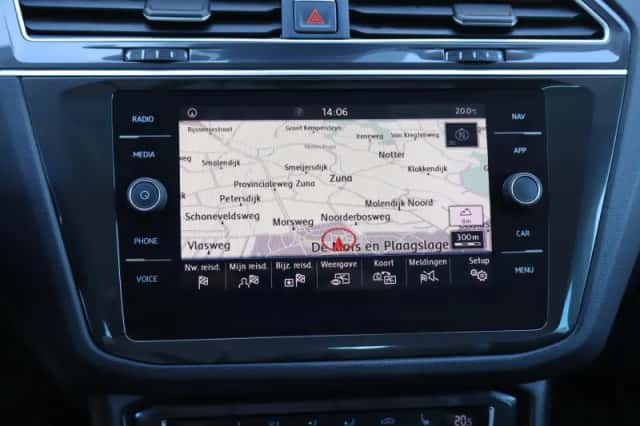 Volkswagen Tiguan (2018) thumbnail 30