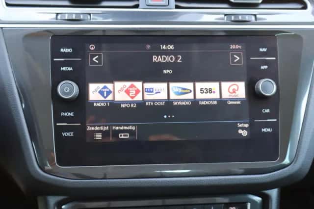 Volkswagen Tiguan (2018) thumbnail 32