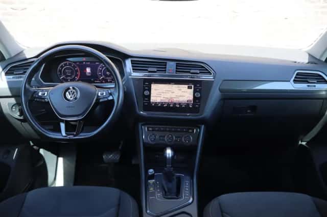Volkswagen Tiguan (2018) thumbnail 5