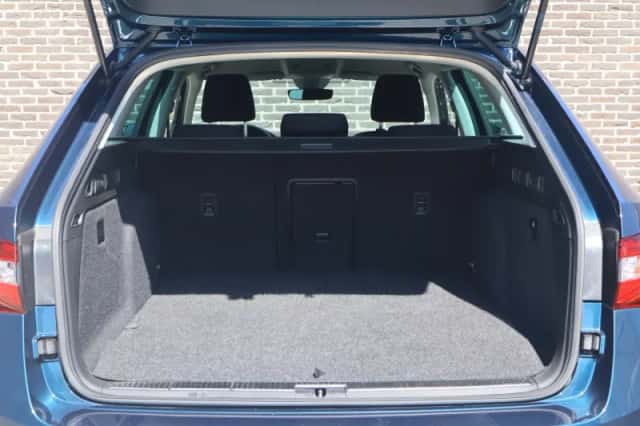 Škoda Superb (2023) thumbnail 20