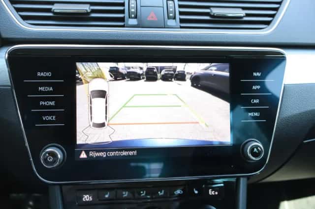 Škoda Superb (2023) thumbnail 31