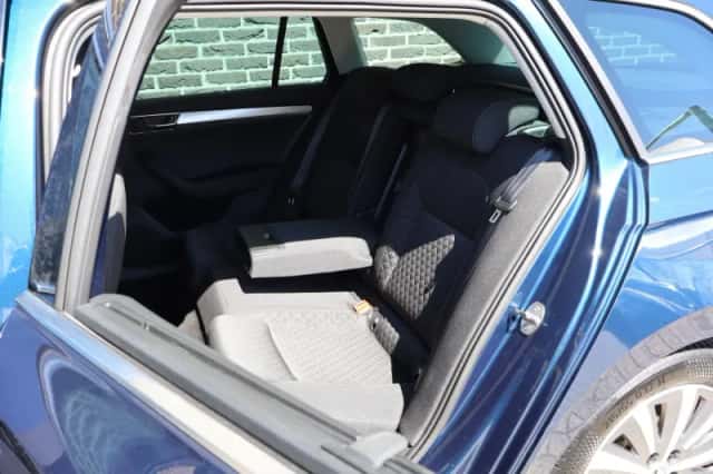Škoda Superb (2023) thumbnail 38